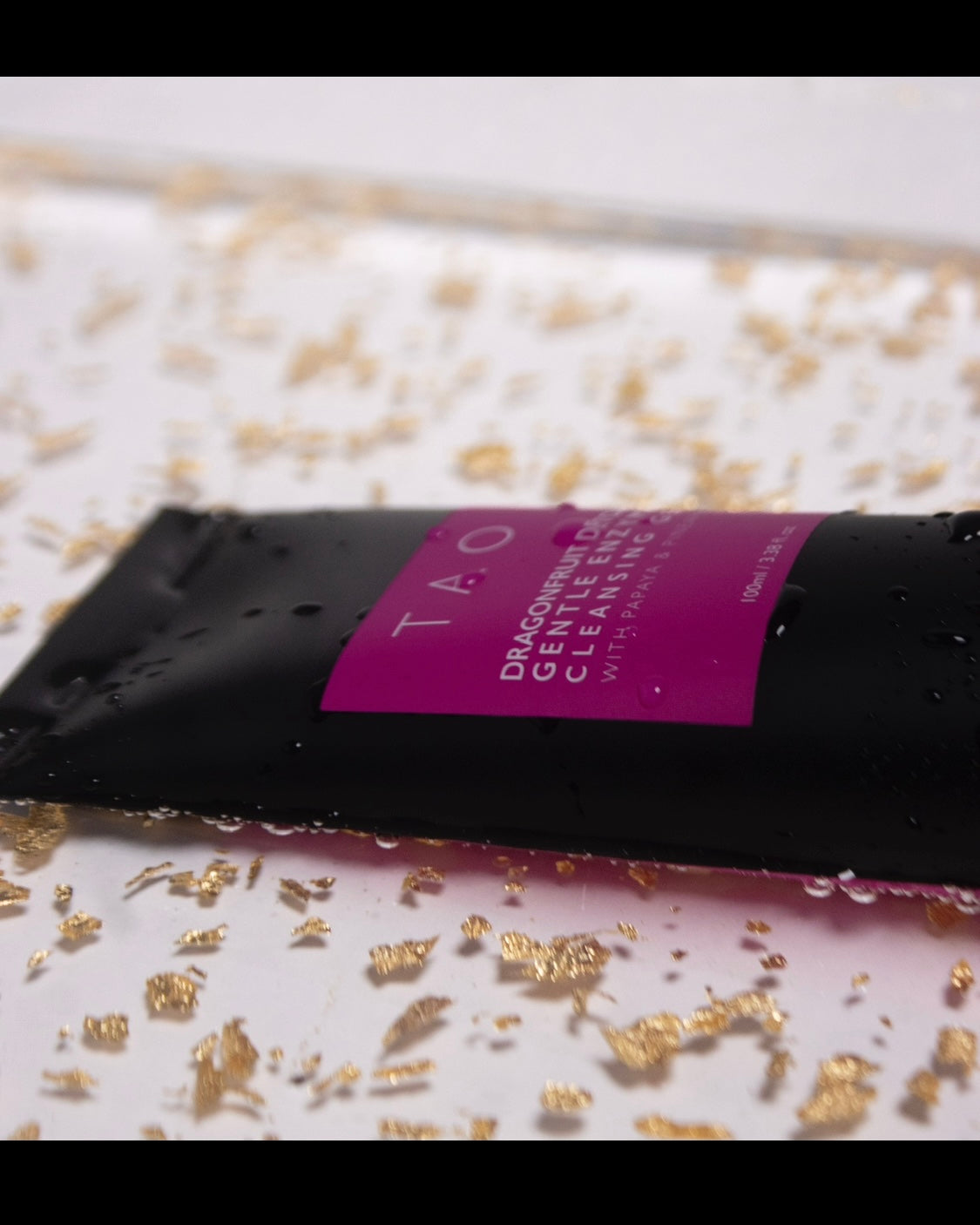 TAO - The Dragonfruit Detox - Hydrating and Pore Purifying Enzyme Gel Cleanser